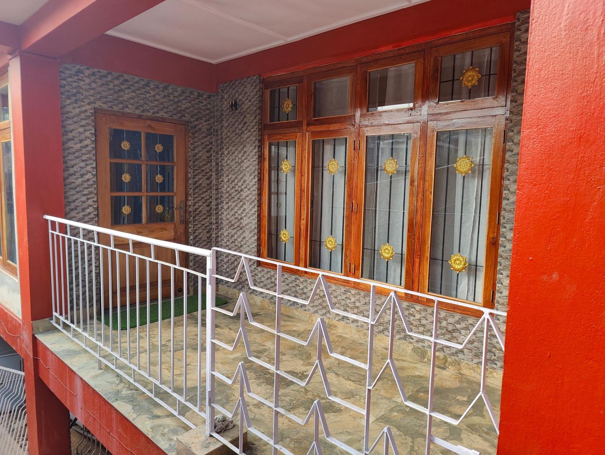 Meraki Homestay シロン エクステリア 写真